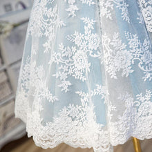 Load image into Gallery viewer, Halter Light Sky Blue Lace Appliques Homecoming Dresses with Lace up Cocktail Dresses H1125
