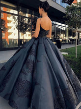 Load image into Gallery viewer, 2024 Ball Gown Spaghetti Straps Navy Blue Vintage Cheap Long Prom Quinceanera Dresses RS113