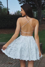 Load image into Gallery viewer, A Line Sweetheart Spaghetti Straps Backless White Lace Appliques Short Homecoming Dresses RS981