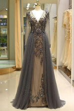 Load image into Gallery viewer, Elegant A Line V Neck Long Sleeves Tulle Grey Prom Dresses with Beading RS85