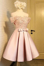 Load image into Gallery viewer, A Line Off the Shoulder Short Prom Dress Appliques Bowknot Lace Homecoming Dress RS854