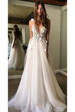 Load image into Gallery viewer, 2024 Tulle Spaghetti Straps Wedding Dresses A Line With Beads And Handmade Flower