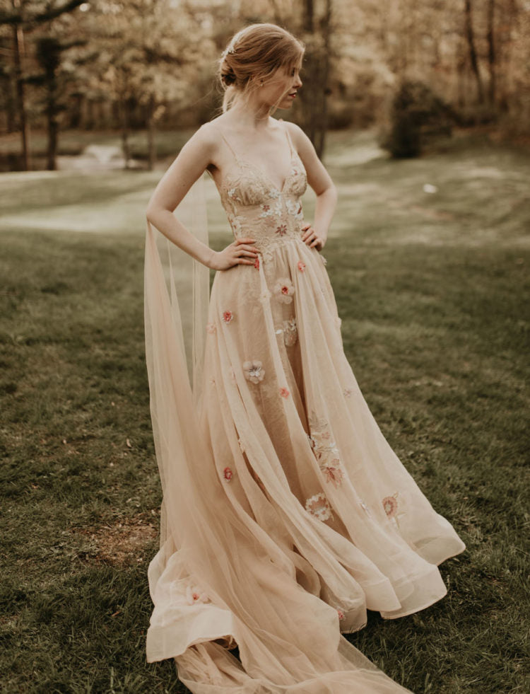3D Flower Colorful Tulle Wedding Dresses V Neck Fairy Lace Bridal Dresses