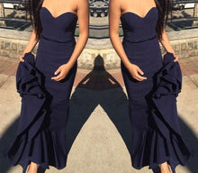 Load image into Gallery viewer, Simple Sweetheart Navy Blue Mermaid Prom Dress with Sash Sweep Train RS596