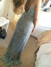 Load image into Gallery viewer, Stunning Mermaid Spaghetti Straps Beading V-Neck Appliques Long Prom Dresses RS923