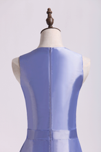 Load image into Gallery viewer, 2024 Bridesmaid Dresses A-Line V Neck Taffeta Knee Length