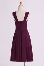 Load image into Gallery viewer, 2024 Bridesmaid Dresses Pleated Bodice V-Neck A Line Knee Length Chiffon