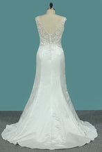 Load image into Gallery viewer, 2024 Bateau Wedding Dresses Mermaid Satin With Applique Sweep Train