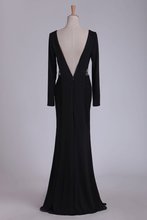 Load image into Gallery viewer, 2024 Sexy Open Back Long Sleeves V Neck Spandex Mother Of The Bride Dresses With Beading