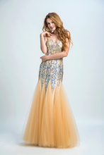 Load image into Gallery viewer, 2024 Prom Dresses Sweetheart Mermaid Tulle With Beading