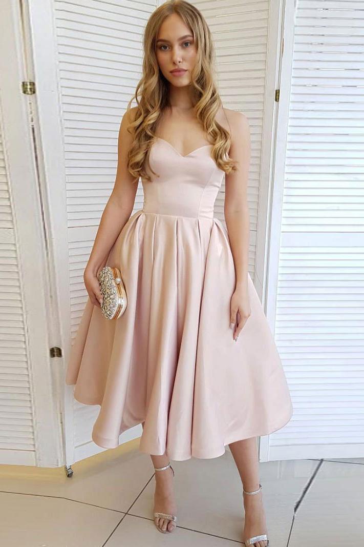 Simple Pink Sleeveless Sweetheart Satin Short Homecoming Dresses