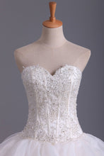 Load image into Gallery viewer, 2024 Hot Wedding Dresses Sweetheart With Beads &amp; Applique A Line Organza