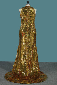 2024 Sequins Mermaid/Trumpet High Neck Prom Dresses Sweep/Brush Train New Arrival