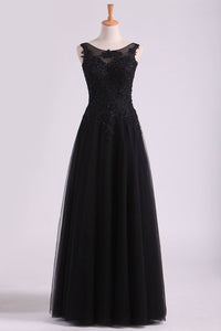 2024 Black Bateau Evening Dresses Tulle With Applique & Beads Floor Length