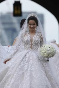 2024 Luxurious Long Sleeves Scoop A Line Lace Wedding Dresses With Pearls Royal Train
