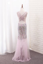 Load image into Gallery viewer, 2024 Tulle Mermaid V Neck Prom Dresses With Beading Sweep Train
