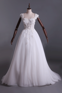 2024 Wedding Dresses Off Shoulder With Handmade Flowers And Chapel Train