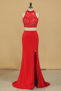 2024 Two-Piece High Neck Spandex Prom Dresses Sheath With Beads And Applique Open Back