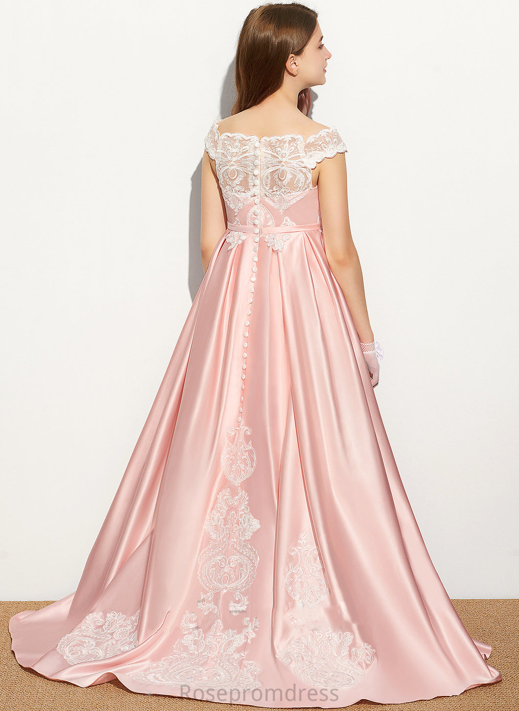 Train Satin Sweep Junior Bridesmaid Dresses Lace Sanai Off-the-Shoulder Ball-Gown/Princess