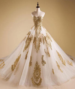 Elegant Gold Neck Tulle Strapless Sweetheart Lace Ball Gown Prom Dress Quinceanera Dress RS447