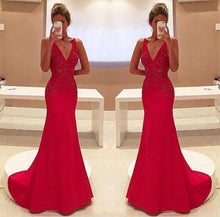 Load image into Gallery viewer, Amazing Mermaid Prom Dress Red Long Chiffon Lace Modest Evening Dresses For Senior Teens RS839