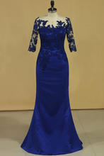 Load image into Gallery viewer, 2024 Bateau Dark Royal Blue Mother Of The Bride Dresses 3/4 Length Sleeve With Applique Satin Dark Royal Blue