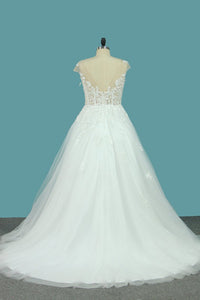 2023 A Line Tulle Cap Sleeve Scoop Wedding Dresses With Applique Court Train
