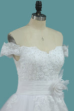 Load image into Gallery viewer, 2024 Off The Shoulder A Line Tulle Wedding Dresses With Applique