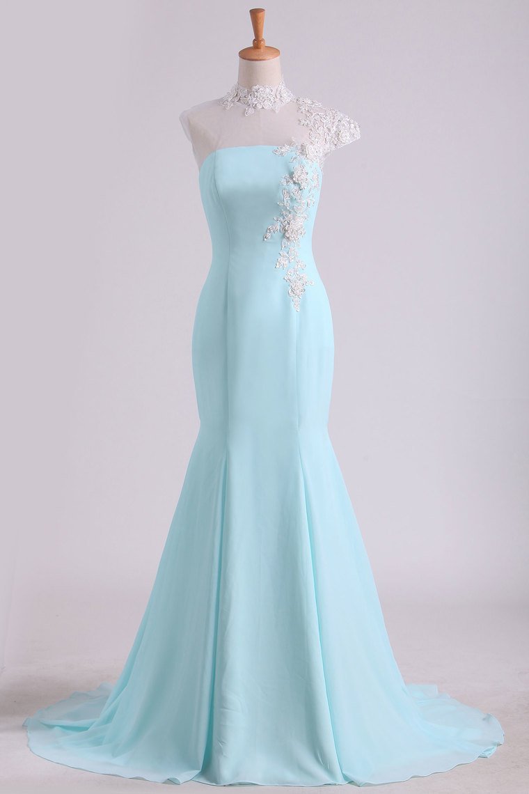 2024 Mermaid Prom Dresses High Neck Chiffon With Applique And Beads Sweep Train