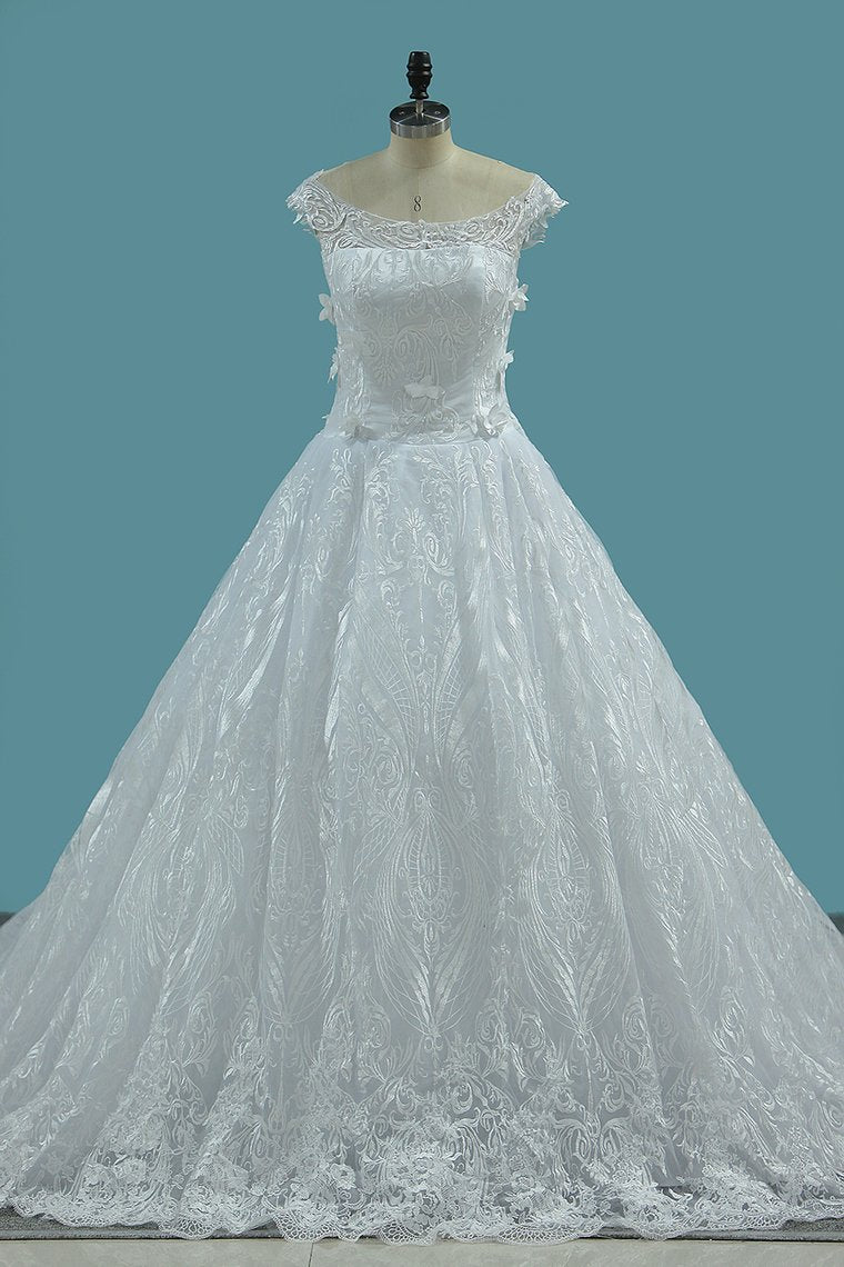 2024 New Arrival Wedding Dresses A Line Scoop Tulle With Applique Cathedral Train