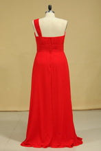 Load image into Gallery viewer, 2024 Plus Size One Shoulder Bridesmaid Dresses Ruffled Bodice A-Line Chiffon Red