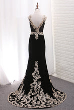 Load image into Gallery viewer, 2024 V Neck Mermaid Velvet Evening Dresses With Applique Sweep Train