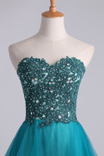 Load image into Gallery viewer, 2024 Homecoming Dress Sweetheart A Line With Applique And Beads