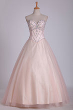 Load image into Gallery viewer, 2024 A Line Prom Dresses Sweetheart Tulle With Beading Lace Up