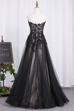 Load image into Gallery viewer, 2024 Sweetheart A Line Black Prom Dresses Tulle With Applique Floor Length