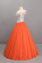 Load image into Gallery viewer, 2024 Bicolor Quinceanera Dresses Sweetheart Ball Gown Floor-Length Beaded Bodice