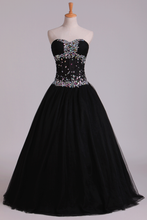 Load image into Gallery viewer, 2024 Prom Dresses Ball Gown Black Sweetheart Tulle With Rhinestone Floor Length
