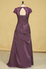 Load image into Gallery viewer, 2024 A Line Mother Of The Bride Dresses Taffeta With Applique Floor Length