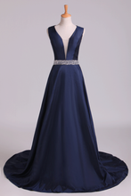 Load image into Gallery viewer, 2024 New Arrival V-Neck Prom Dresses A Line Beaded Waistline Court Train