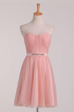 Load image into Gallery viewer, 2024 Bridesmaid Dresses Sweetheart Tulle With Beads And Ruffles Short/Mini