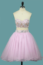 Load image into Gallery viewer, 2024 Beaded Bodice Homecoming Dresses Sweetheart A Line Short/Mini
