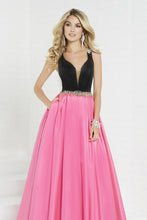 Load image into Gallery viewer, 2023 New Arrival A Line V Neck Satin With Beads Prom Dress