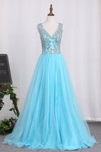 Load image into Gallery viewer, 2024 V Neck Open Back A Line With Beading Tulle Prom Dresses