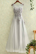Load image into Gallery viewer, 2024 Tulle With Applique A Line Prom Dresses Scoop Lace Up