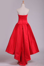 Load image into Gallery viewer, 2024 Red Asymmetrical Prom Dresses V Neck Satin Red