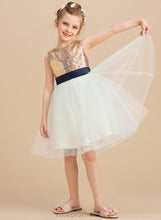 Load image into Gallery viewer, - Knee-length Flower (Undetachable Girl Neck Sleeveless With Dress A-Line Satin/Tulle/Sequined Sequins/Bow(s) Flower Girl Dresses Scoop Paityn sash)