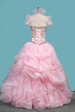 Load image into Gallery viewer, 2023 Organza Ball Gown Quinceanera Dresses Sweetheart Beaded Bodice Lace Up