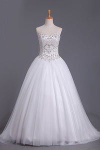 2024 Sweetheart Tulle Wedding Dresses A Line With Beading Court Train
