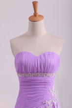 Load image into Gallery viewer, 2024 Strapless Floor Length Quinceanera Dresses With Applique And Ruffles