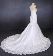 Load image into Gallery viewer, Charming Strapless Sweetheart Mermaid Lace Appliques White Wedding Dresses SRS15128